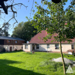Hof mit idyllischem Grundstück und Herrenhaus Nähe Niepars 5